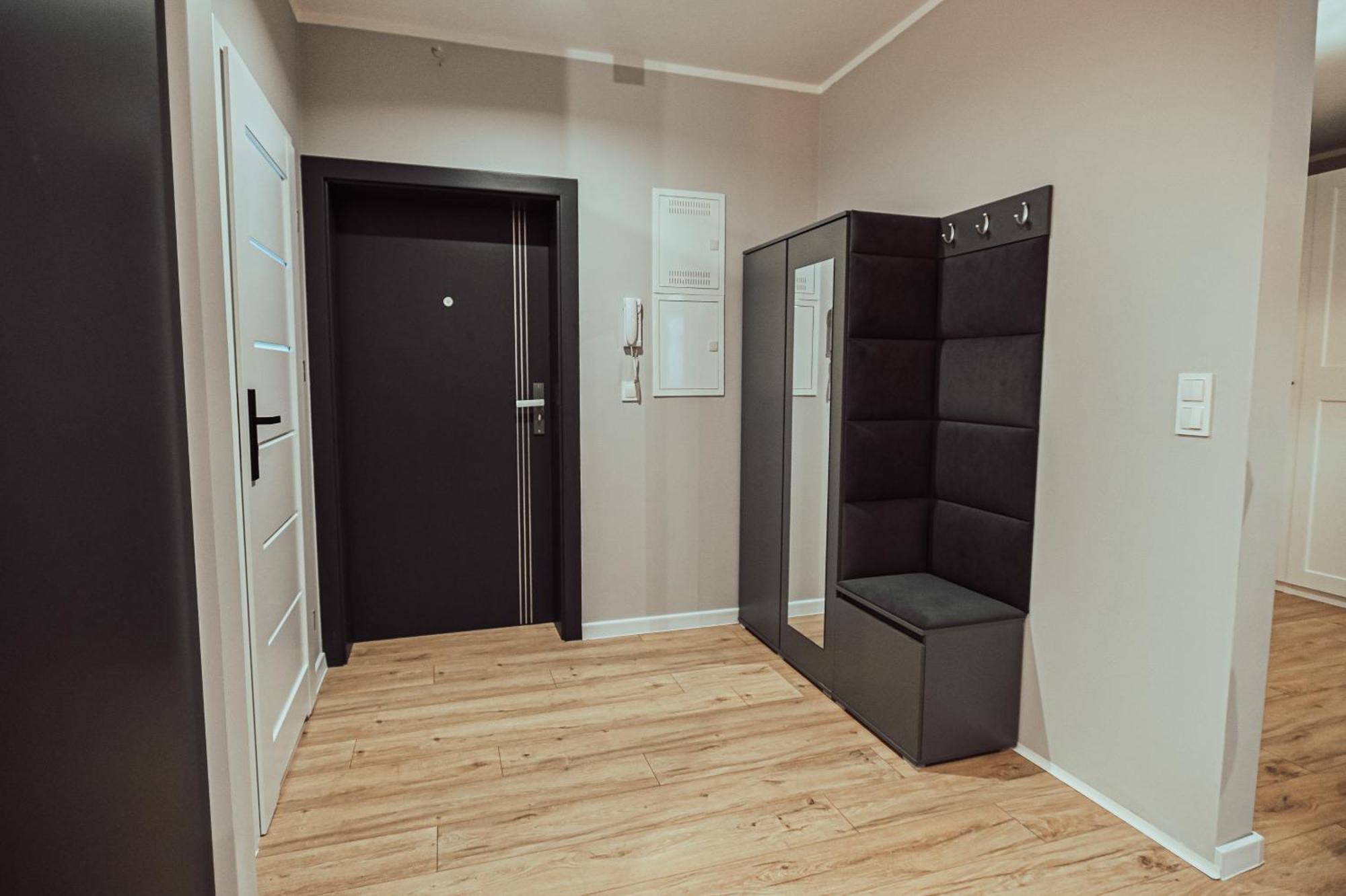 Loft Luxury Apartment & Parking Leszno  Exterior photo